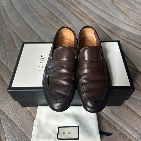 Gucci Men's Dark Brown Leather Slip-Ons - Picture 1 of 8
